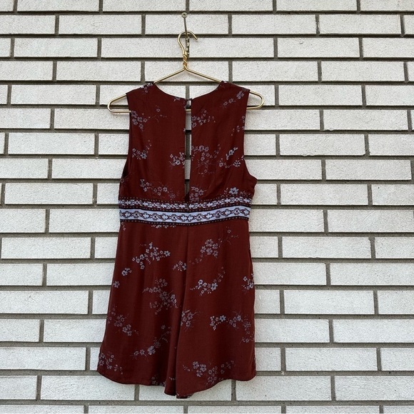 Urban Outfitters Ecote Paisley Plunge Front Romper - Picture 8 of 12